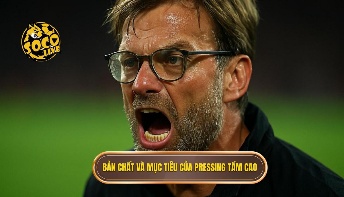 Chiến thuật Pressing Tầm Cao: Nghệ thuật Vây hãm và Khai thác Sai lầm 1 Bản chất và Mục tiêu Cốt lõi của Pressing Tầm Cao